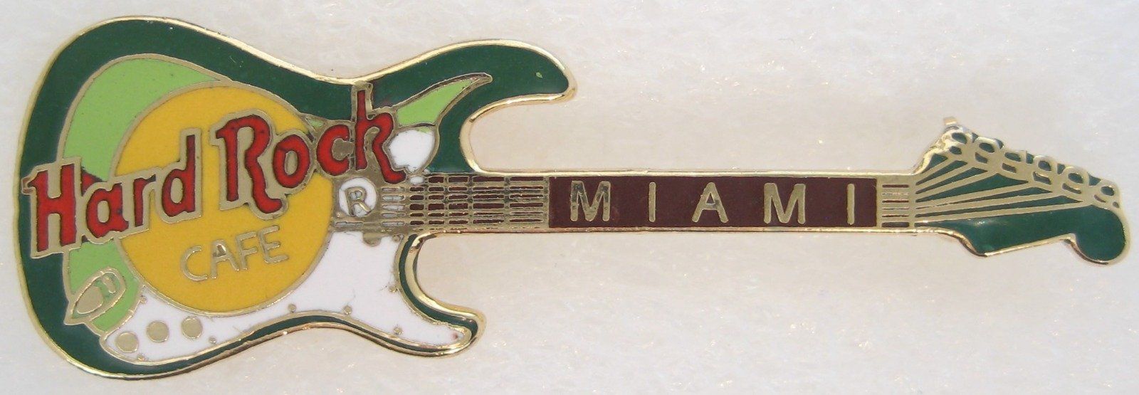 Hard Rock Cafe Placchette & Badge: Hard Rock Cafe Miami ________________ Hobby Data Base # 5779 – Usato da Emmenbrücke venduto da tms1122
