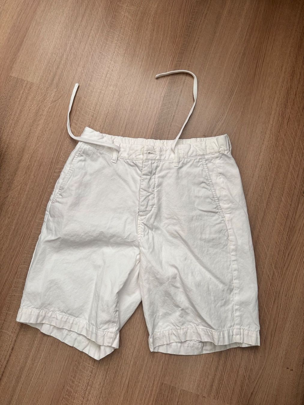 Massimo Dutti Hosen: Massimo Dutti Shorts – Gebraucht aus Meierskappel von kev_nn8q