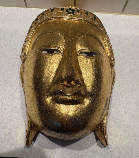 Statuette: Wunderschöner, älterer goldfarbiger Buddha-Kopf aus Holz – Usato da Gossau/ZH venduto da amazonas66 1