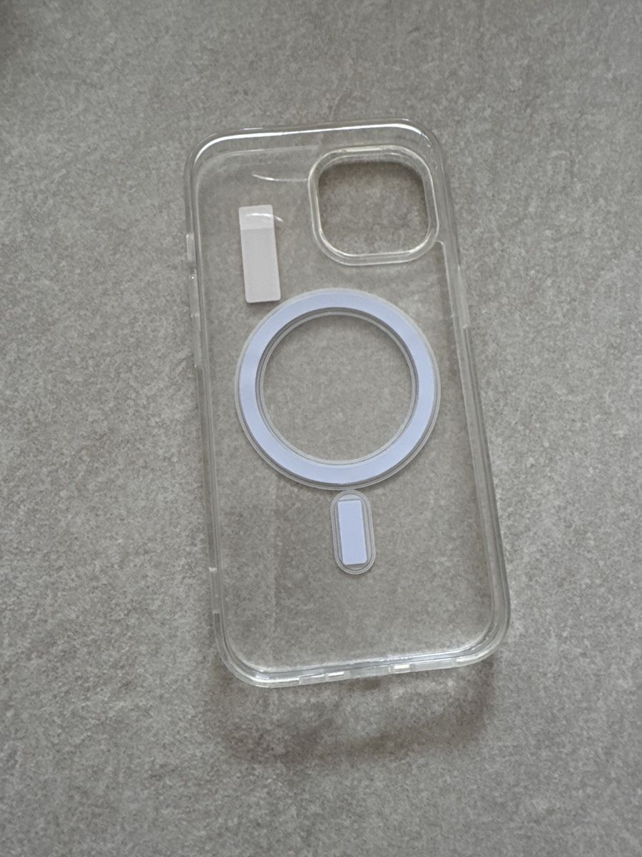 Apple Cover & Protezioni schermo: Cover iPhone 15 – Nuovo e nell'imballaggio originale da Buttikon SZ venduto da alf_g6sd 1