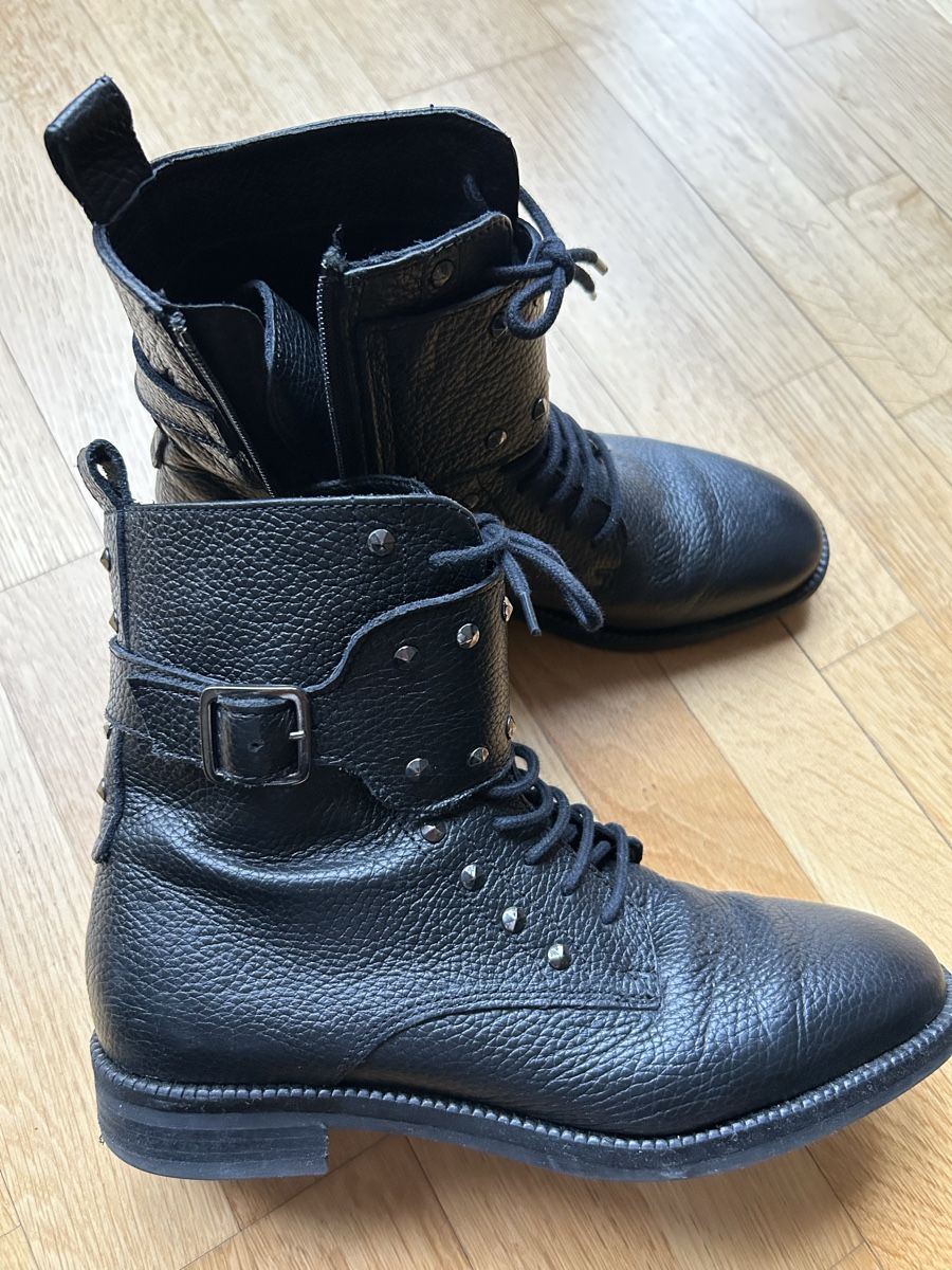 Damenschuhe: Boots, schwarz, Gr. 38, mit Nieten – Gebraucht aus Basel von MyAn 2