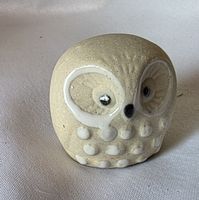 Eule Figur ist aus keramik wunderschön siehe Foto 