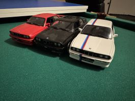 3 Modellautos BMW M3 E30 Set rot schwarz weiss gebraucht