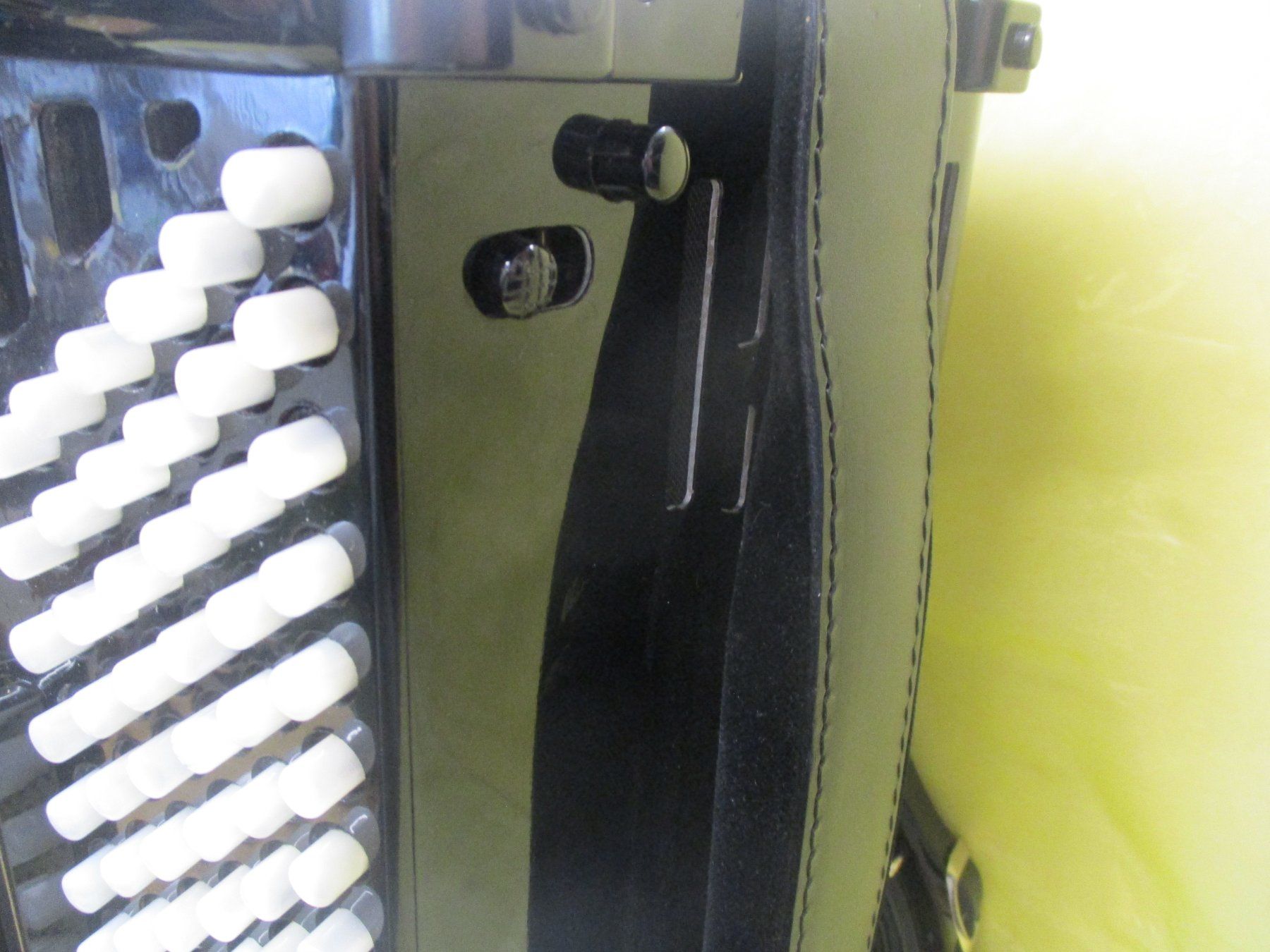 Strumenti musicali: Akkordeon Bugari 380/SP/C Conservatory – Usato da Jegenstorf venduto da Oktavio 7