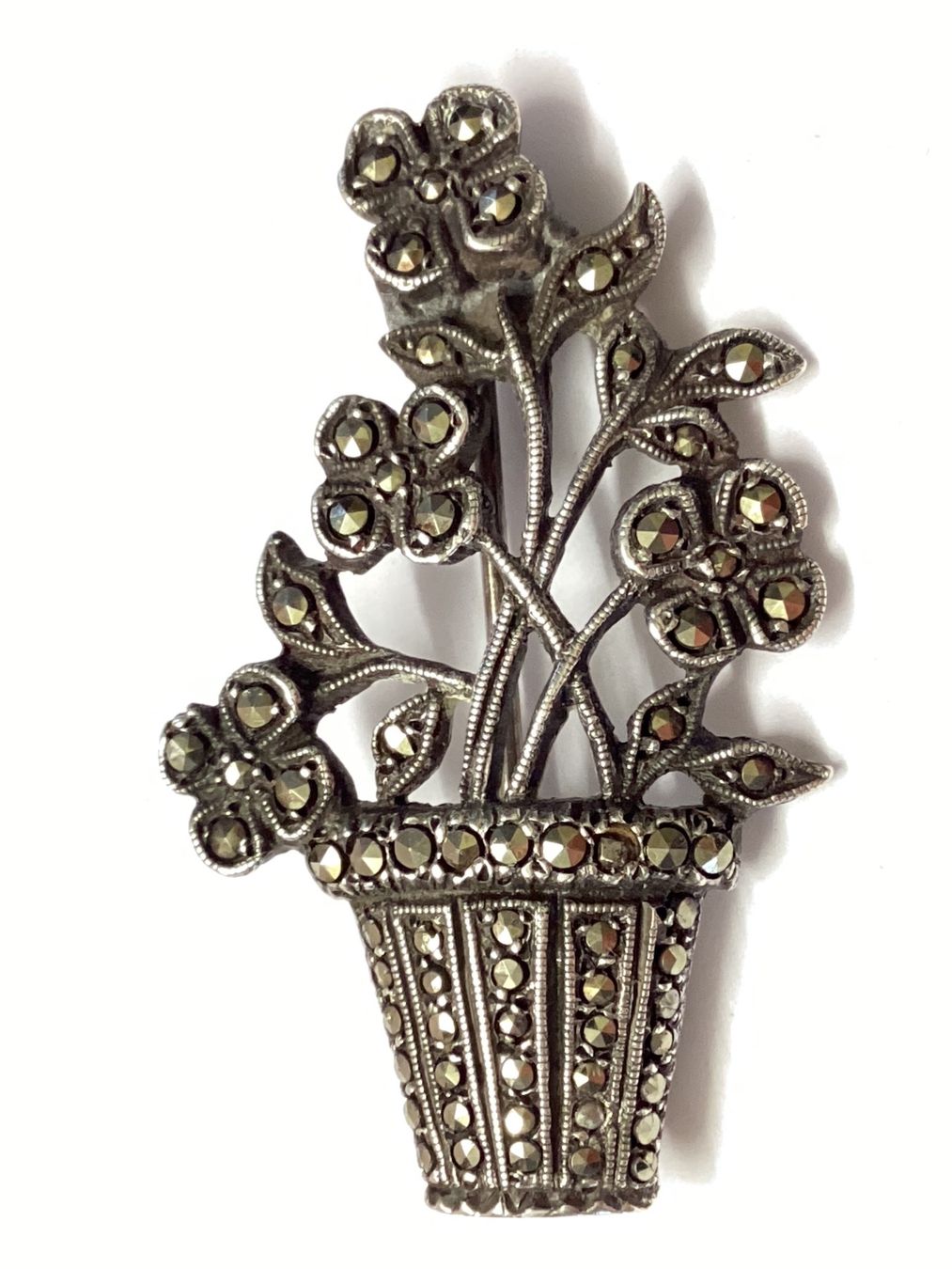 Spille & Fermagli: Art-Deco Blumenkorb Brosche, 920 Silber mit Markasiten – Usato da Eglisau venduto da mar_5rn2 8