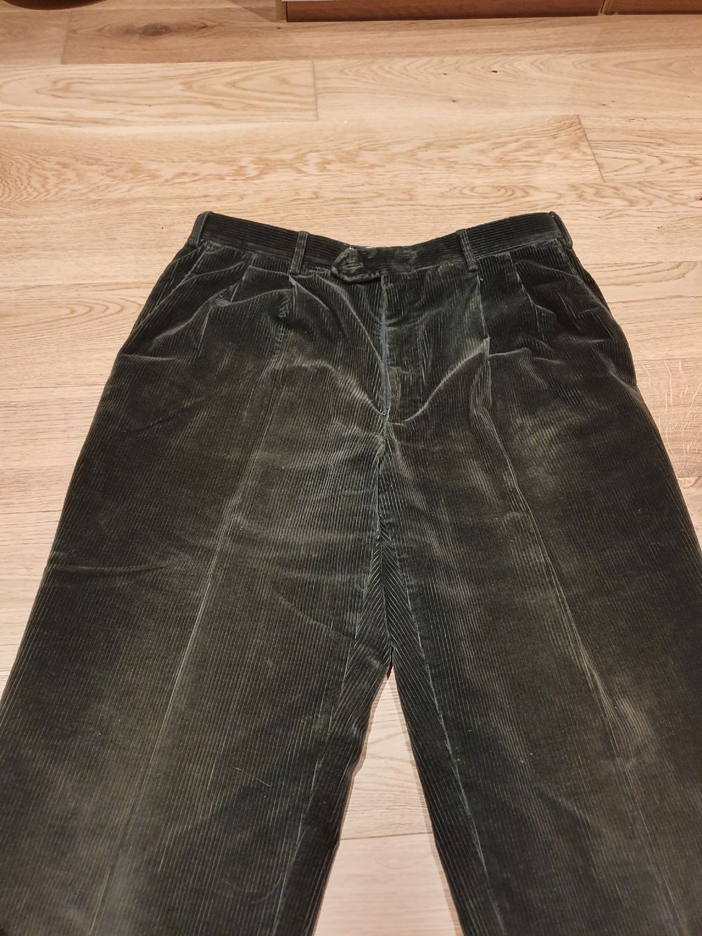Pantaloni: Brioni, Hosen, Cordhose – Usato da Winterthur venduto da Sjull 4