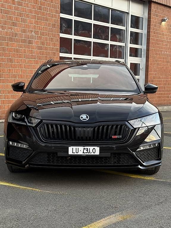 Automobili: Skoda Octavia RS 2.0 TSI  – Usato da Horw venduto da domihaefli 4