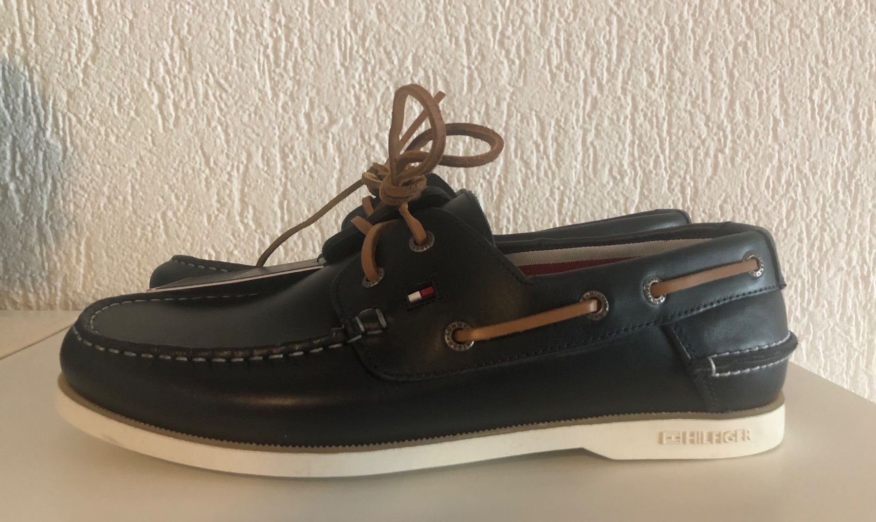 Tommy Hilfiger Scarpe da uomo: Tommy Hilfiger CLASSIC BOAT SHOE - Bootsschuh – Nuovo (secondo la descrizione) da Wittenbach venduto da bes_k8vr 7