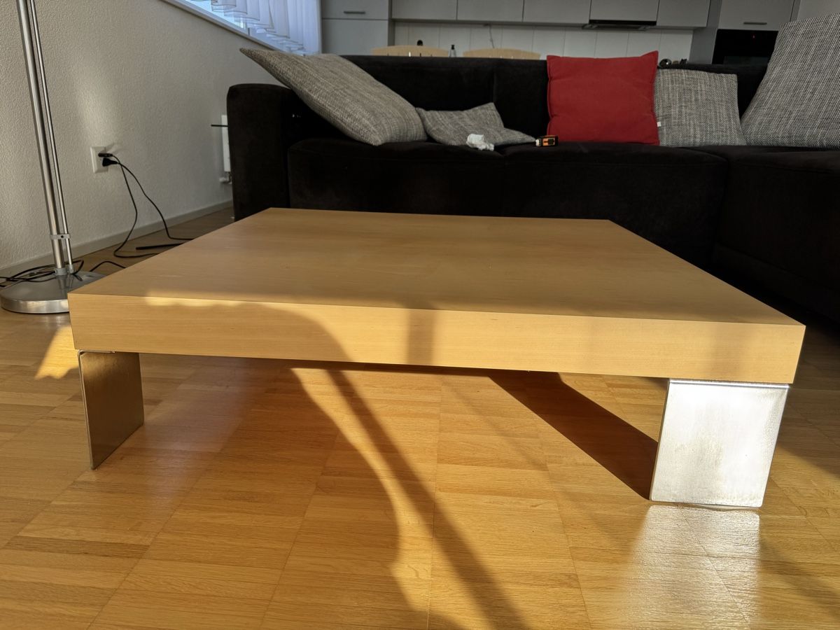 Tables: Couchtisch Holz – D'occasion à Tafers par xhe_wnm6