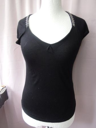 Gr. 36 Shirt schwarz mit Krälleli Besatz Viskose ORSAY