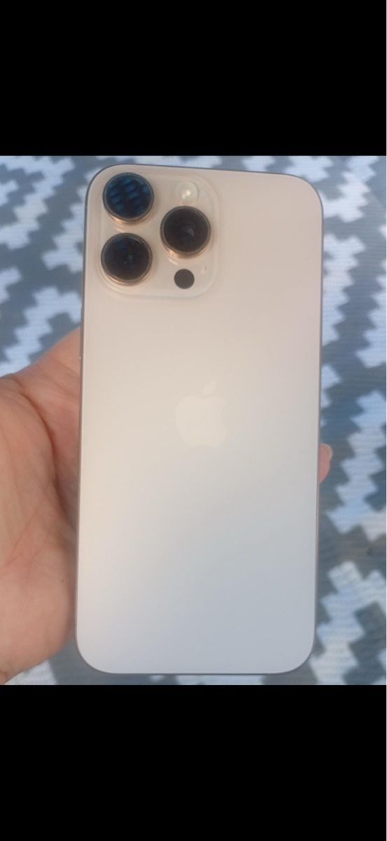 Apple Telefoni cellulari / Smartphones: Apple 16 Pro Max 256  – Usato da Laupen ZH venduto da Kaddy