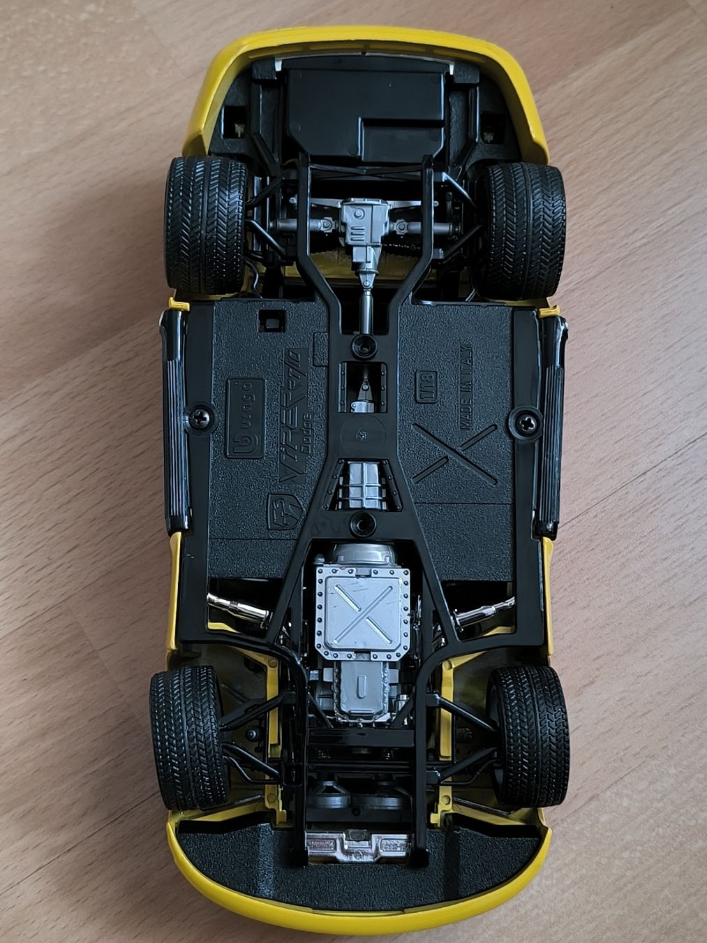 Bburago Modellautos: Dodge Viper RT/10 Maßstab 1/18 – Gebraucht aus Oberdiessbach von Zwerg82 4