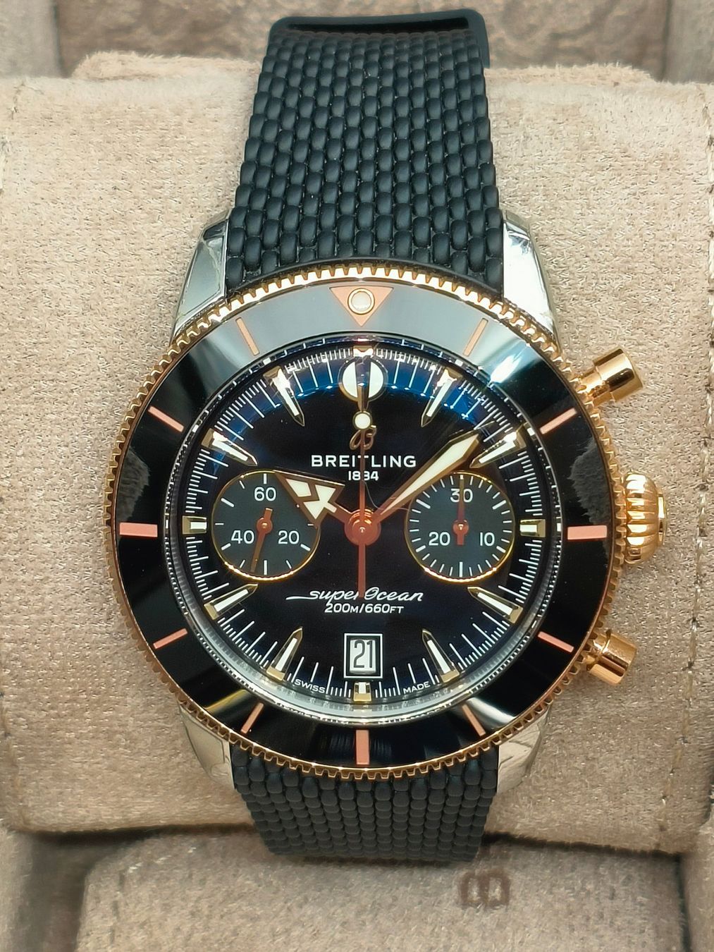Breitling Orologi: Breitling – Nuovo e nell'imballaggio originale da La Chaux-de-Fonds venduto da curtitswisswatches
