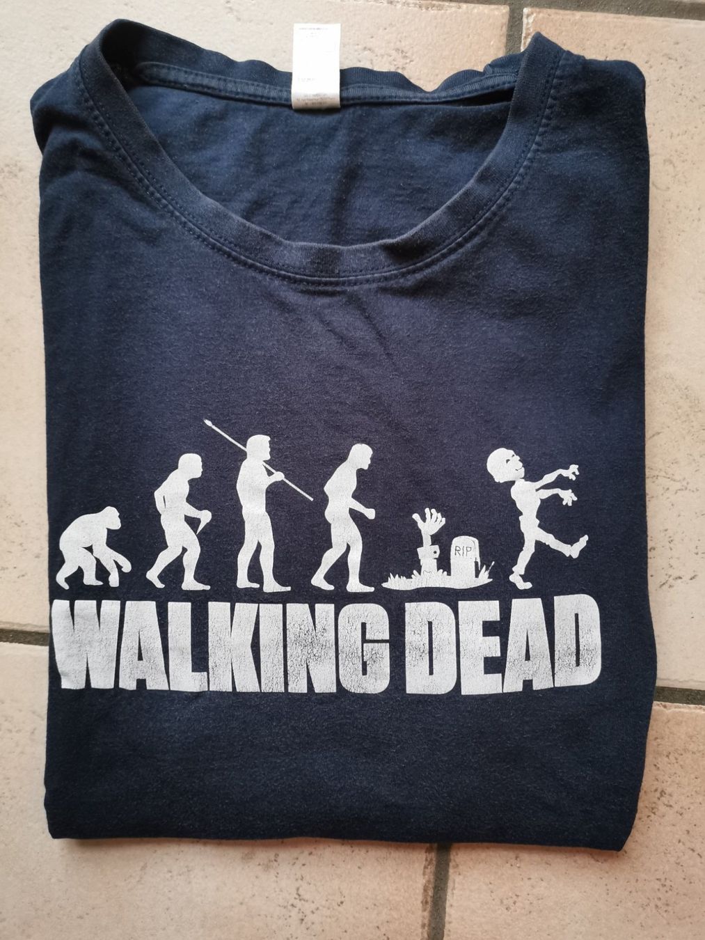 T-shirt: Walking Dead T-Shirt Grösse L – Usato da Stüsslingen venduto da Grabesstampfer