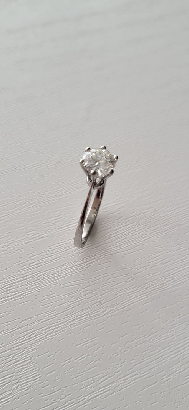 Ringe: Sehr edler Verlobungsring  – Neu (gemäss Beschreibung) aus Unterägeri von Altgoldschmuck 2