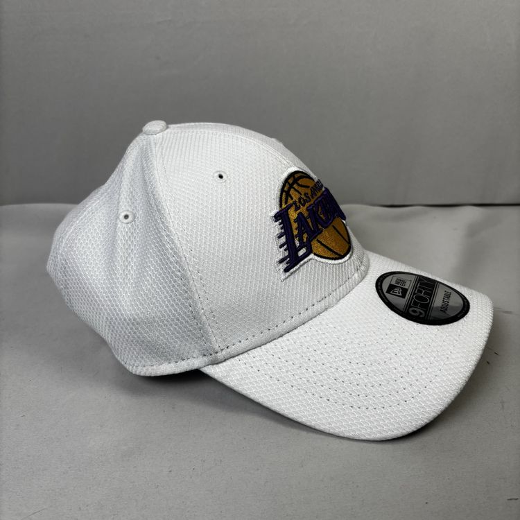 New Era Copricapi, berretti & cappellini: Casquette New Era Los Angeles Lakers blanche, comme neuf! – Usato da Genève venduto da MonPucier 3
