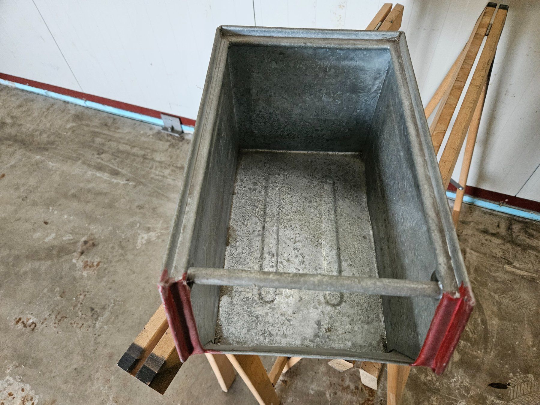 Behälter & Ähnliches: Stahlboxen 30x20cm 2Stk. – Gebraucht aus Recherswil von hubelmatt 5