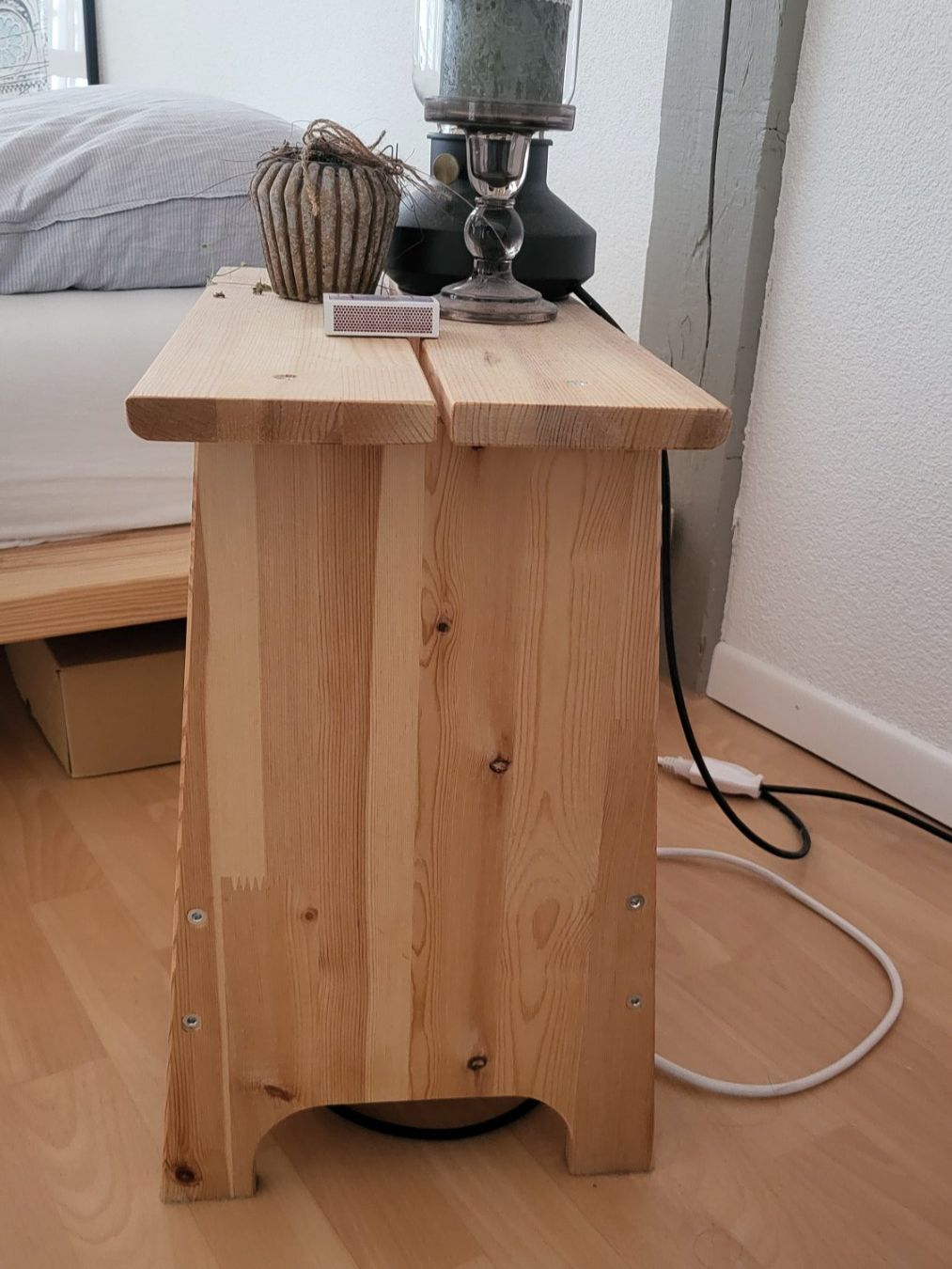 Ikea Nachttische: Nachttisch - IKEA, Perjohan – Gebraucht aus Thun von _andi 2