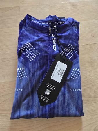 Q36.5 Gregarius Hybrid Light Aeroflow Long, M, wie neu