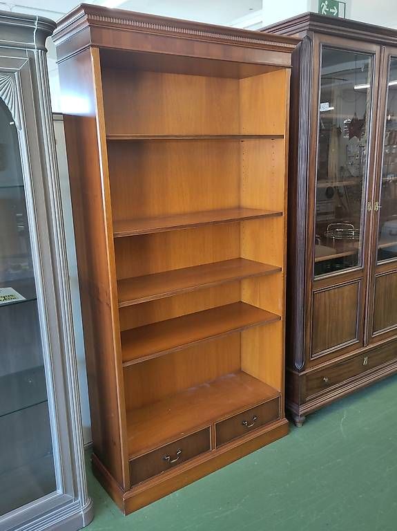 Bcherregal Heldense aus Eibe (Gebraucht) in Pratteln fr CHF 150  nur  Abholung auf Ricardo kaufen