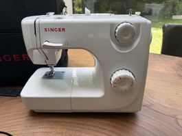 Singer Nähmaschine wie neu inkl. Tasche & Zubehõr Sommer