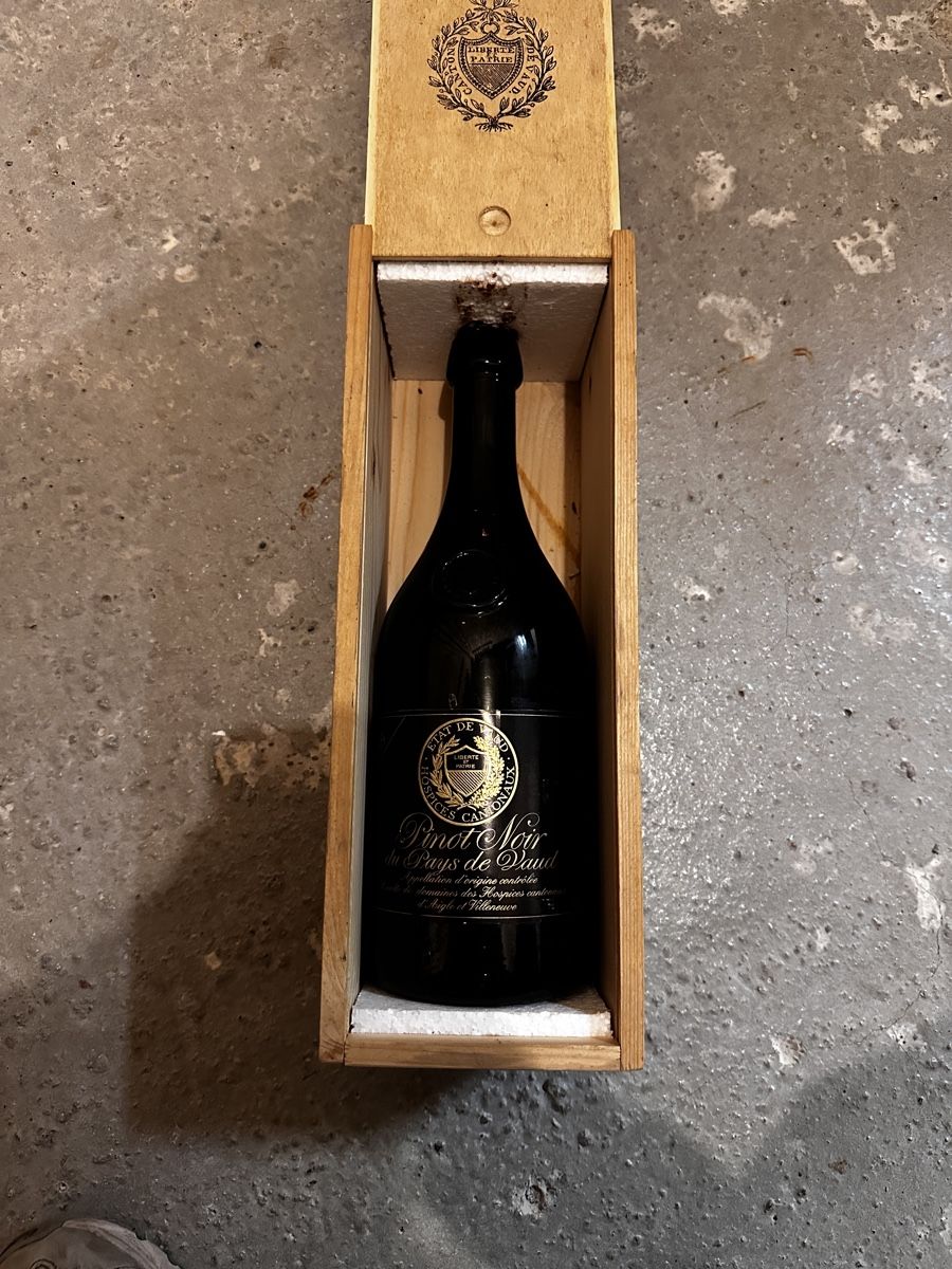 Vino: Pinot Noir pays de Vaud 1999 – Nuovo e nell'imballaggio originale da Châtel-St-Denis venduto da OTB 2