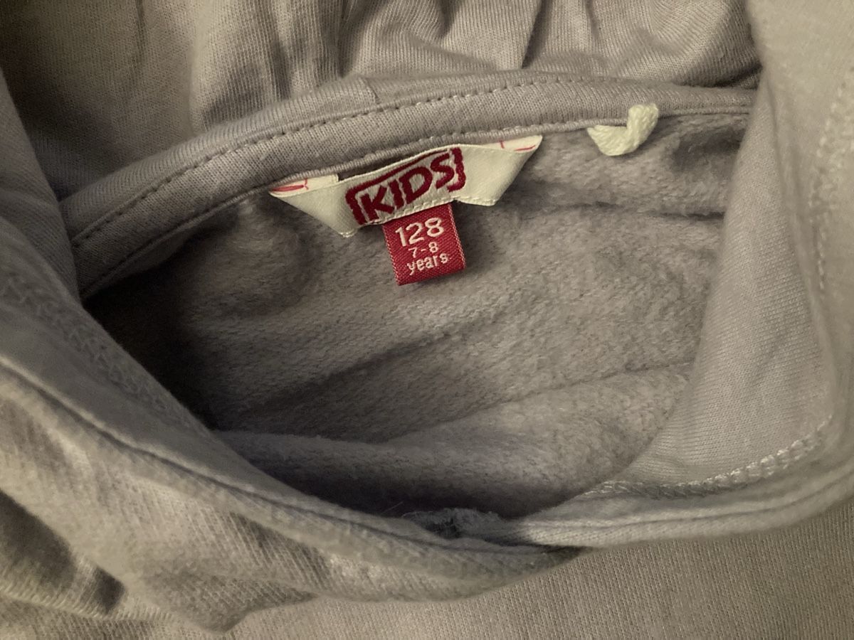 Maglioni & Felpe: Mädchen Pullover Gr. 128 – Usato da Emmenbrücke venduto da JJ_89 2