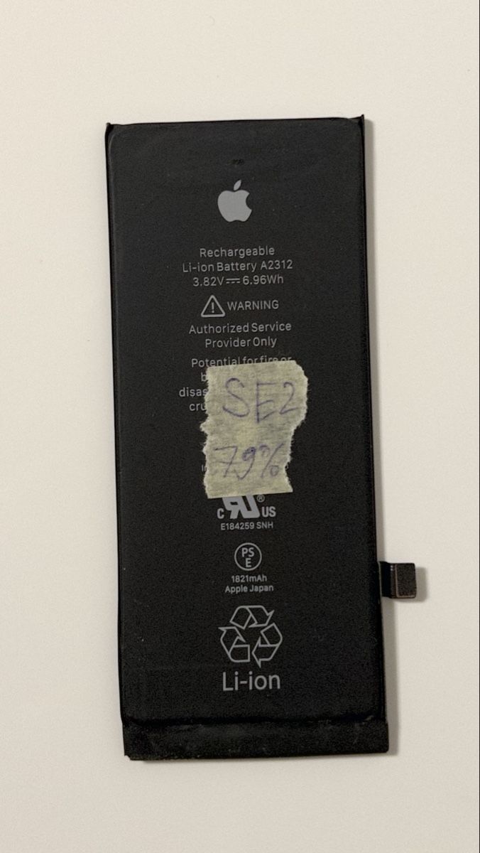 Apple Batterie: Original iPhone SE 2020 Akku 79% – Usato da Pfäffikon SZ venduto da max_5ylc