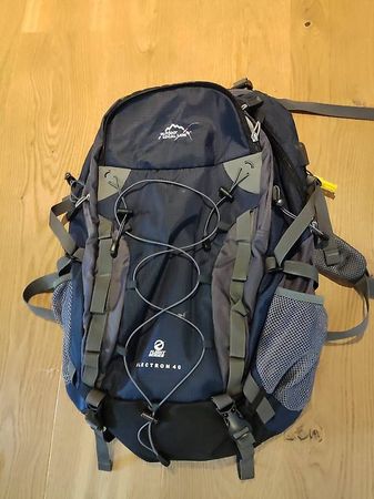 Profi-Trekkingrucksack 40L (NEU) – Local Lion ELECTRON
