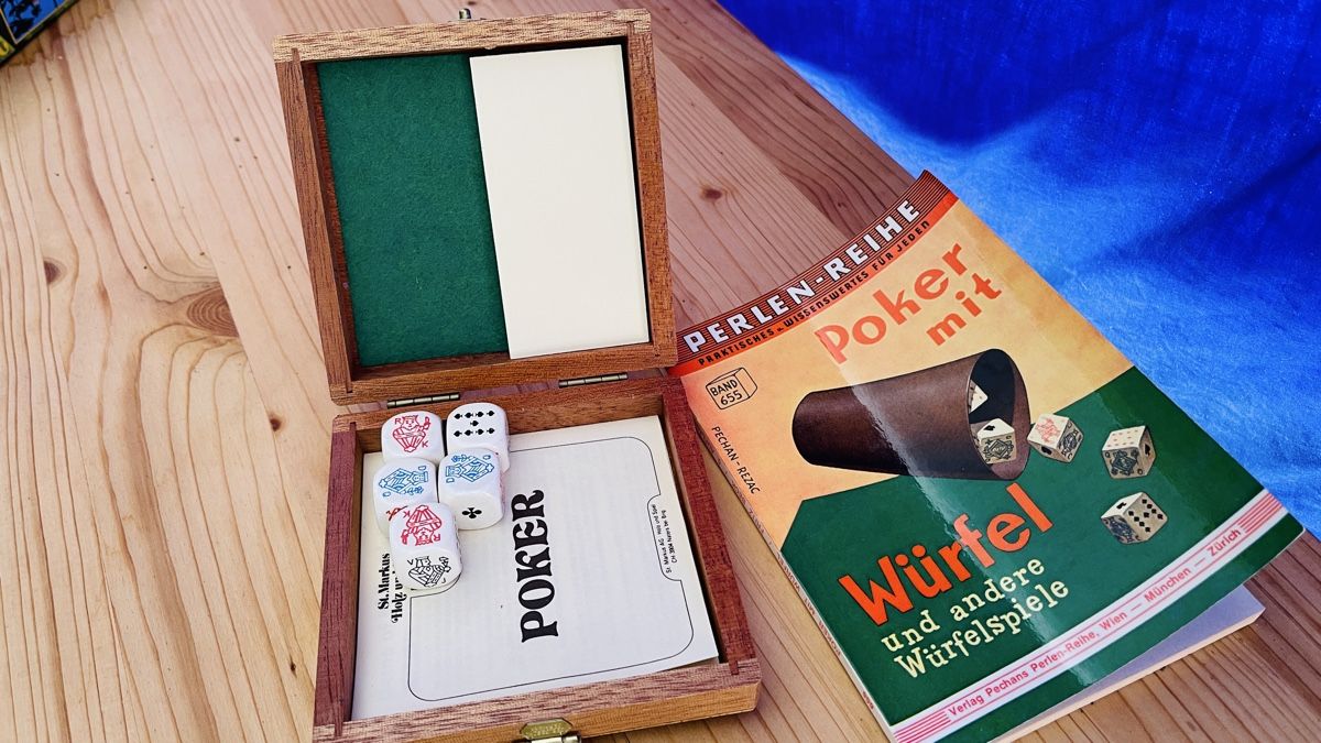 Spiele: Poker Würfel Spiel mit Buch – Gebraucht aus Schönenbuch von hug_f2ny