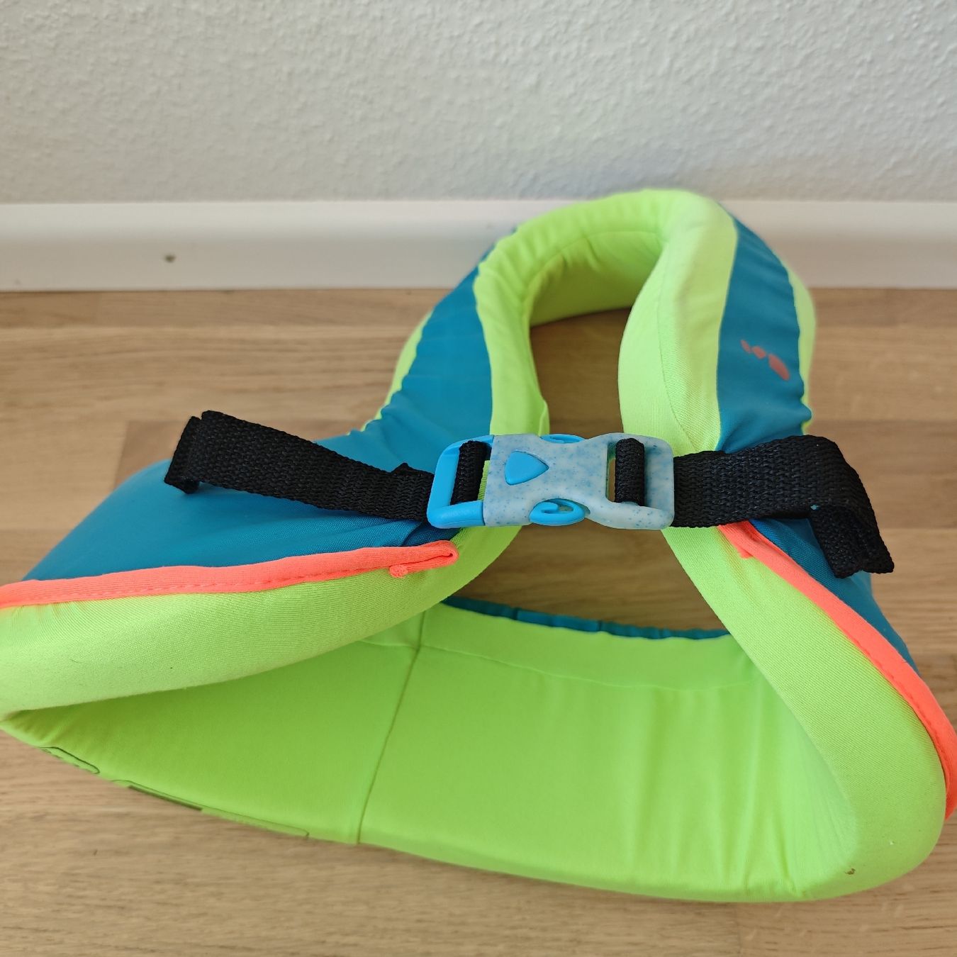 Decathlon Giubbotti di salvataggio: Swim Vest 25-35 kg good condition – Usato da Rothenfluh venduto da Carly_Q 3
