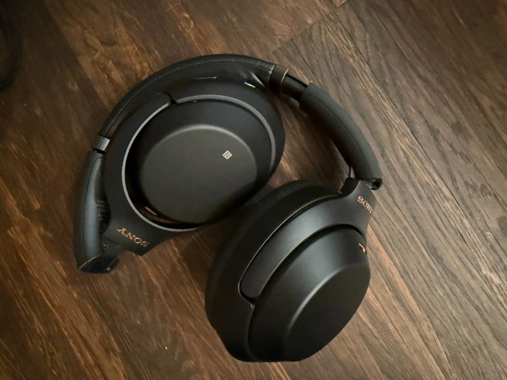 Sony Kopfhörer: Sony WH-1000XM3 Noise Cancelling Kopfhörer (unbenutzt) – Neu und originalverpackt aus Zürich von Babelle1 1