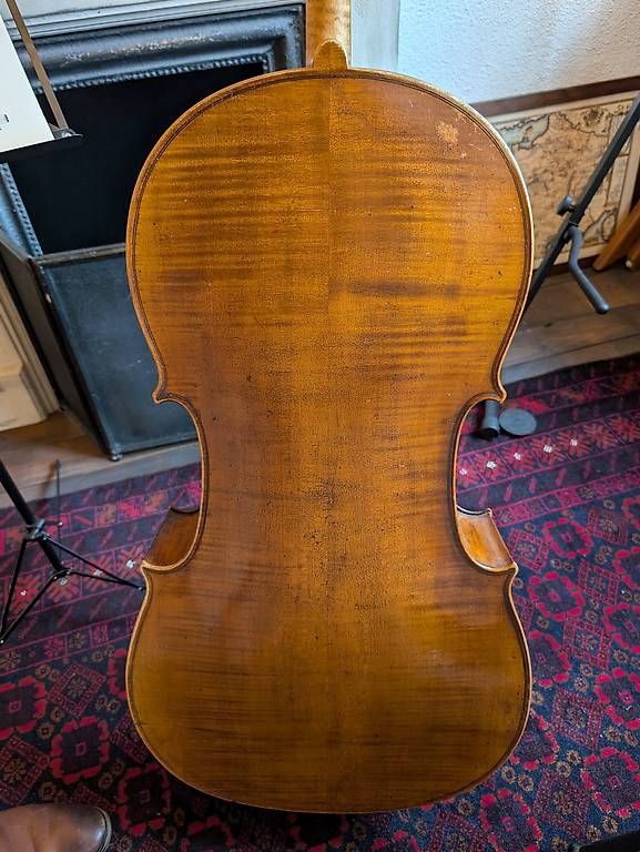 Strumenti musicali: Violoncello 1930 Mittenwald – Usato da Wabern venduto da Timperial 3