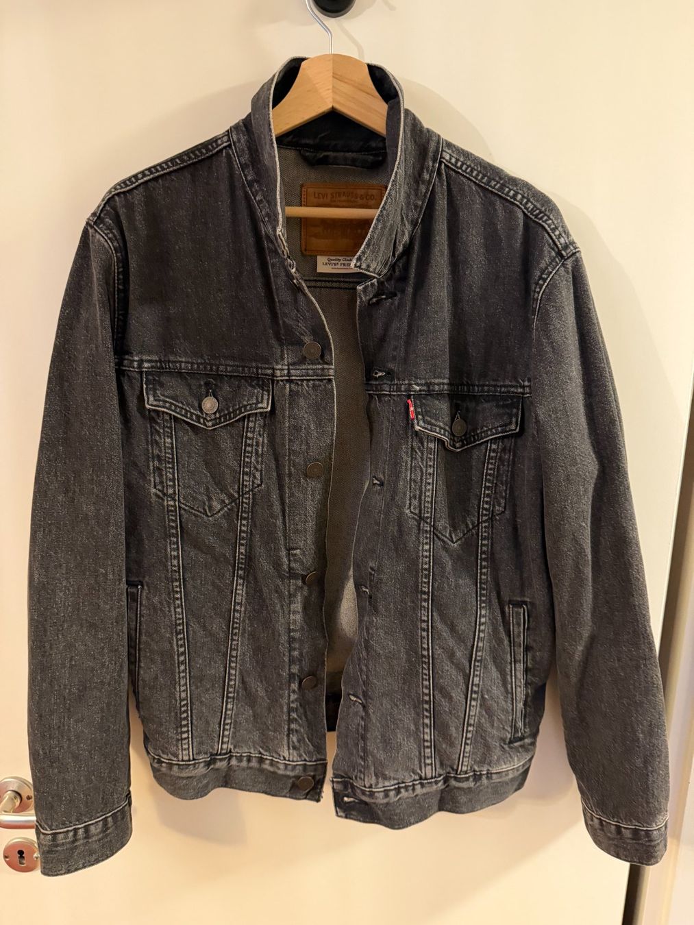 Levi's Jacken: Levi's Jeans Jacke - M – Gebraucht aus Zürich von Y_Neher