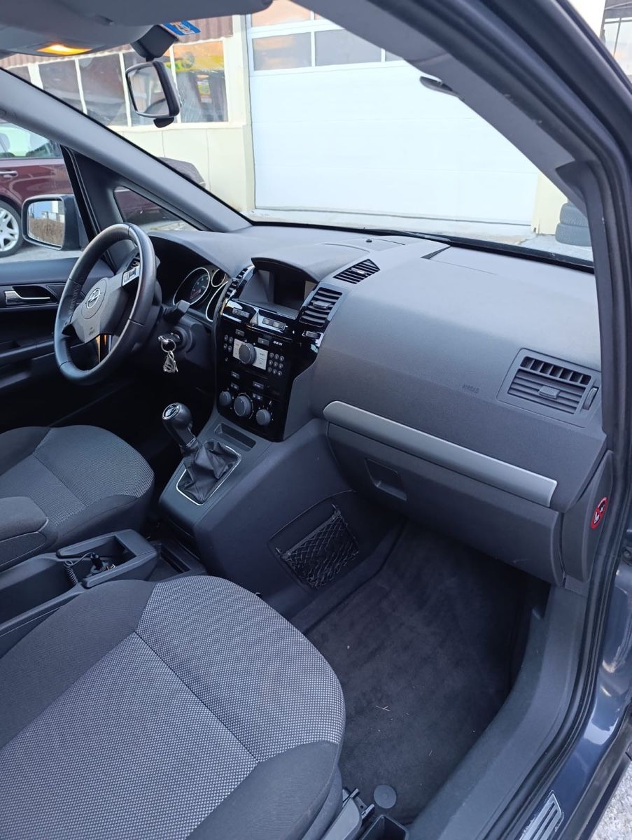 Opel Automobili: Opel Zafira – Usato da Bern venduto da aut_8hmg 4