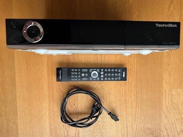 Ricevitori: HDTV-Kabelreceiver TechniSat DIGIT ISIO C – Usato da Spiez venduto da Ricardo_Sam 4