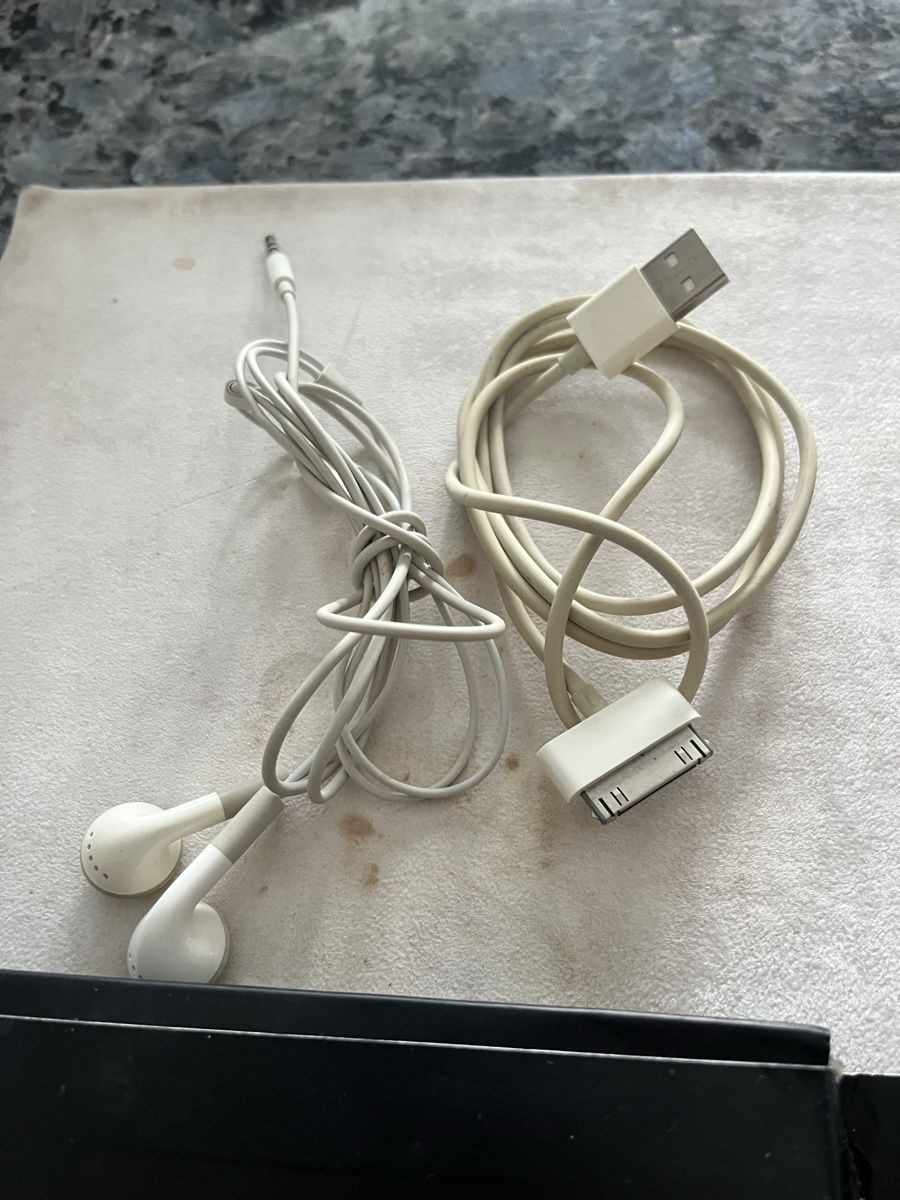 Apple Tragbarer Mediaplayer: Apple iPod 30GB avec accessoires et boite – Gebraucht aus Crissier von Texavery01 5