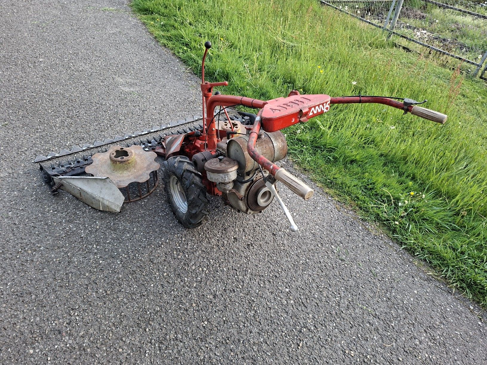 Aebi Tutte le macchine: Aebi AM 15 mit 1.6m Mähbalken – Usato da Wangen an der Aare venduto da WTL99 3