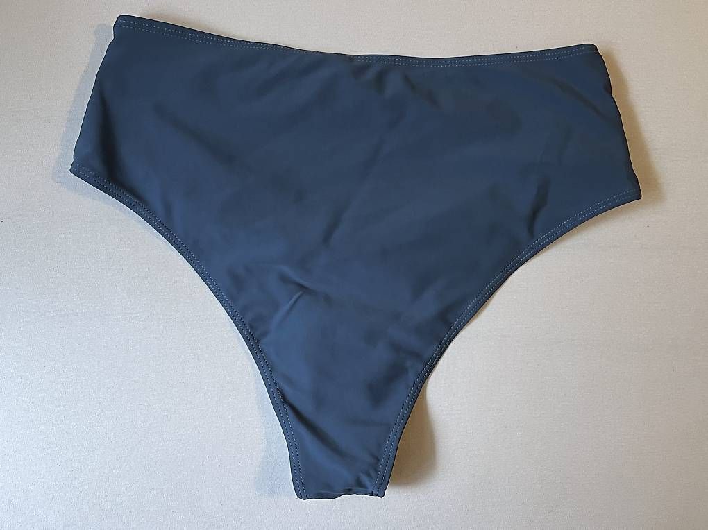 Costumi da bagno & Bikini: Bikini Unterteil blau – Usato da Wädenswil venduto da esp_z8tb 1