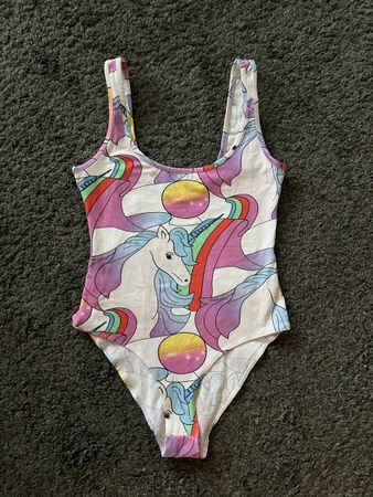 Zara Body mit Einhorn Muster, Gr.S 🦄