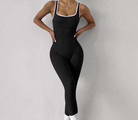 Schwarzer Sport Overall für Damen, Rückenausschnitt, Gr. L