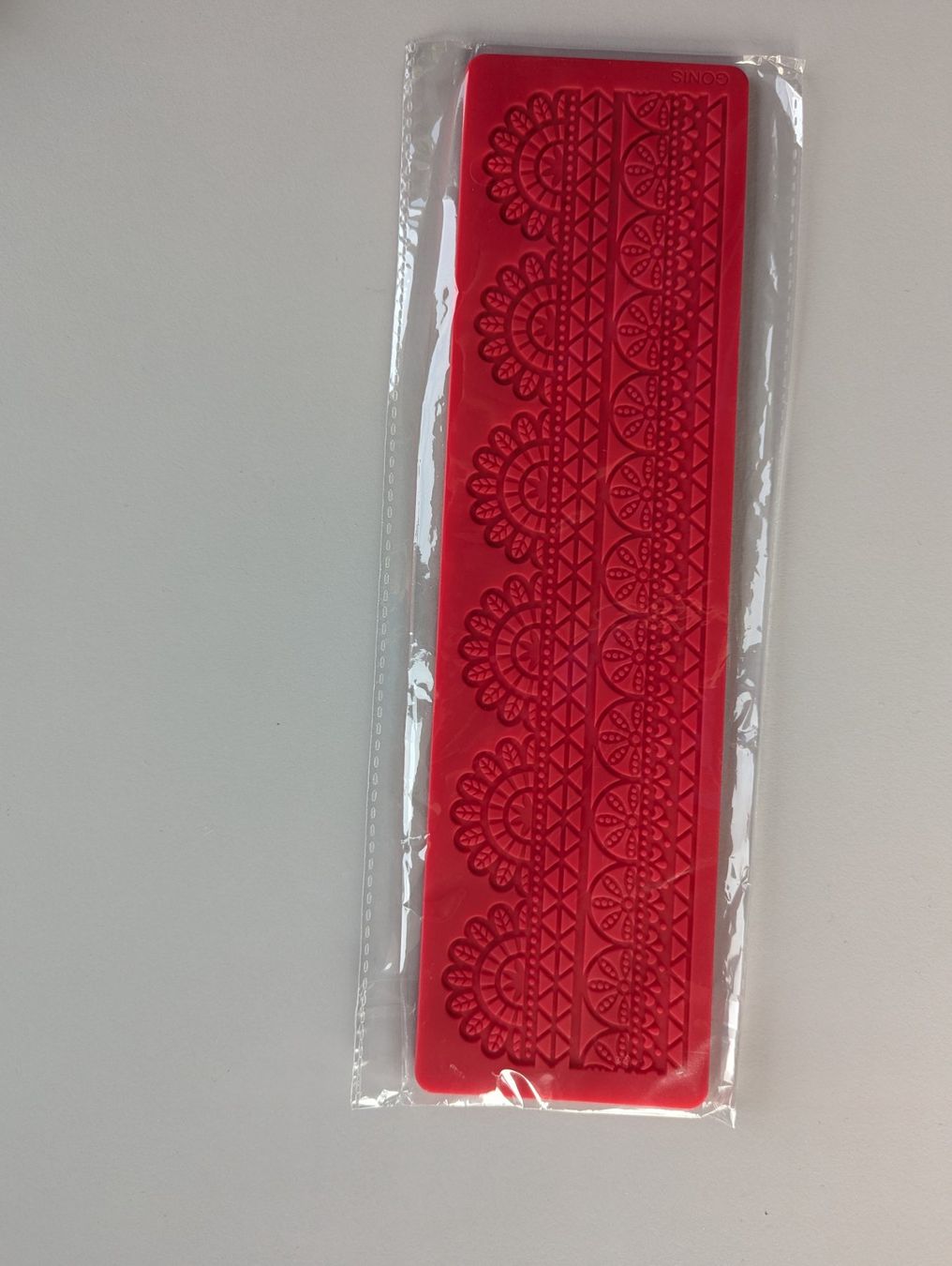 Sciablone: Gonis Decormatte Spitze 250x70mm – Nuovo e nell'imballaggio originale da Hitzkirch venduto da KarinBleu