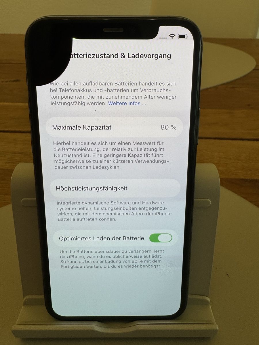 Apple Handys / Smartphones: iPhone 11 Pro – Defekt aus Adliswil von Busys 2