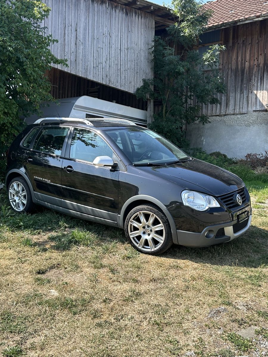 VW Automobili: VW POLO CROSS, 2007, schwarz – Usato da Ottikon venduto da Pantho