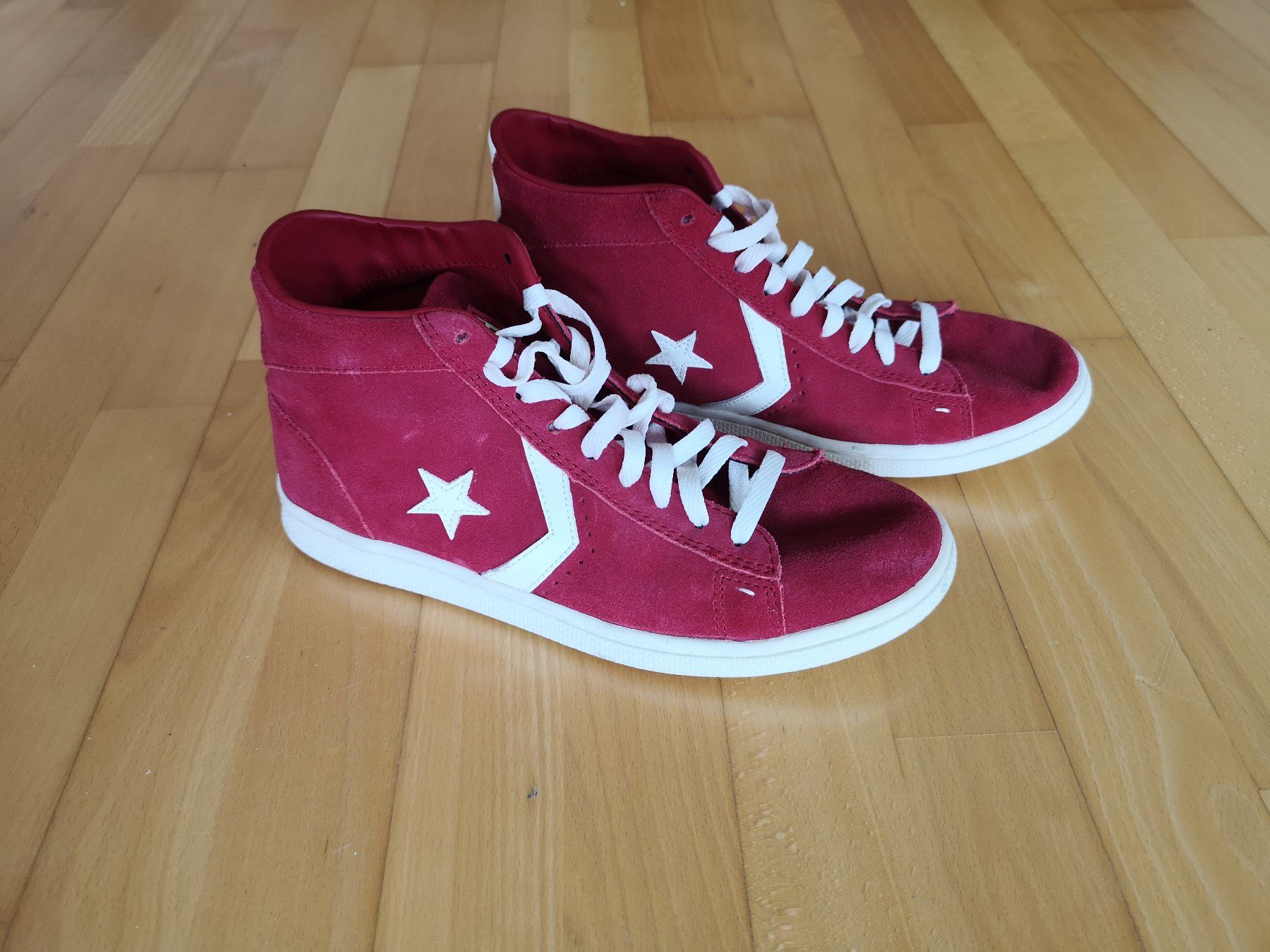 Converse Scarpe da uomo: NEUE Converse Echtleder Gr.41 – Usato da Brunnen venduto da boerdsch 1