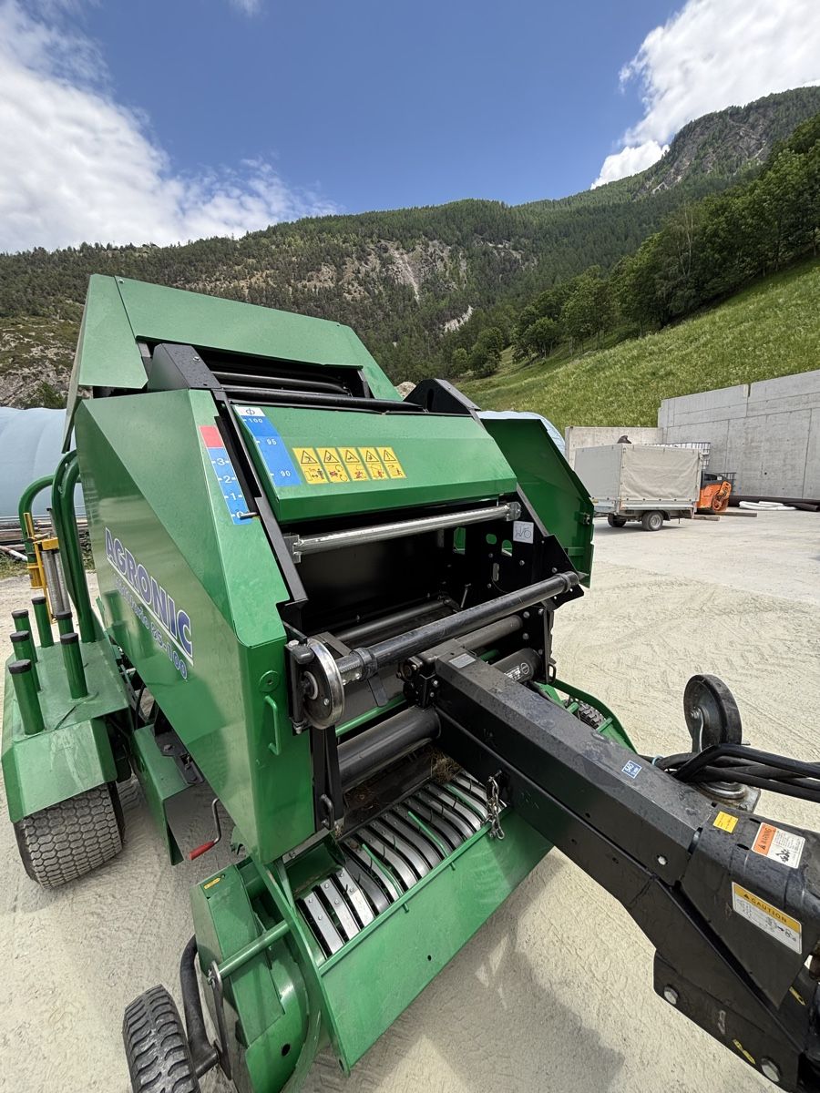 Alle Maschinen: Agronic Kompi Rundballenpresse – Gebraucht aus Staldenried von dom_s68x 8