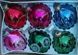 Christbaumkugeln in weihnachtlichem Design - 6 Stück -