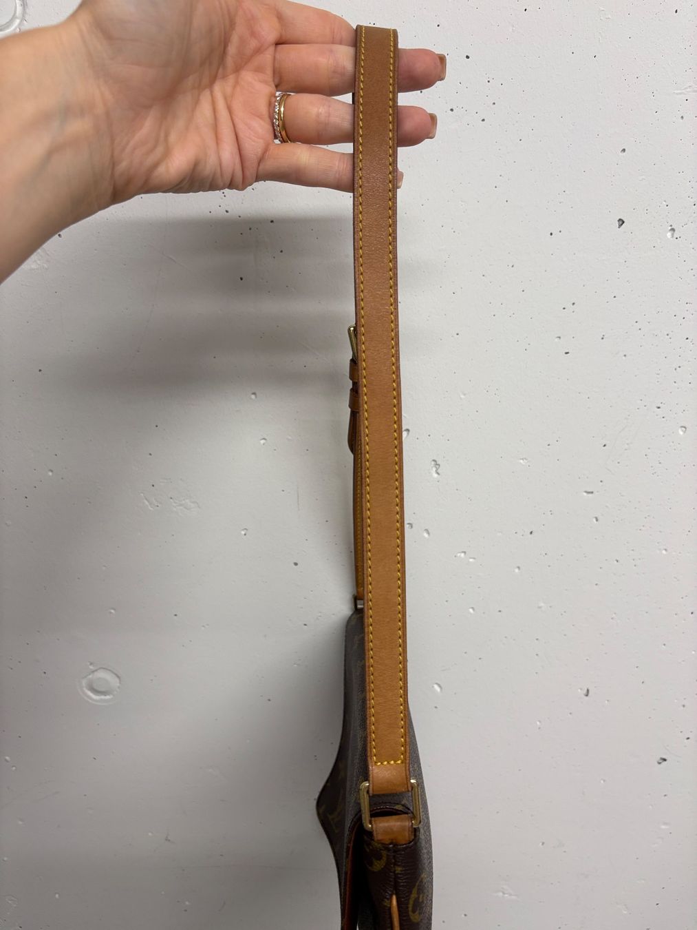 Louis Vuitton Taschen für Damen: Louis Vuitton Monogram Musette Tango Tasche braun – Neu (gemäss Beschreibung) aus Regensdorf von secondchancefashion 7