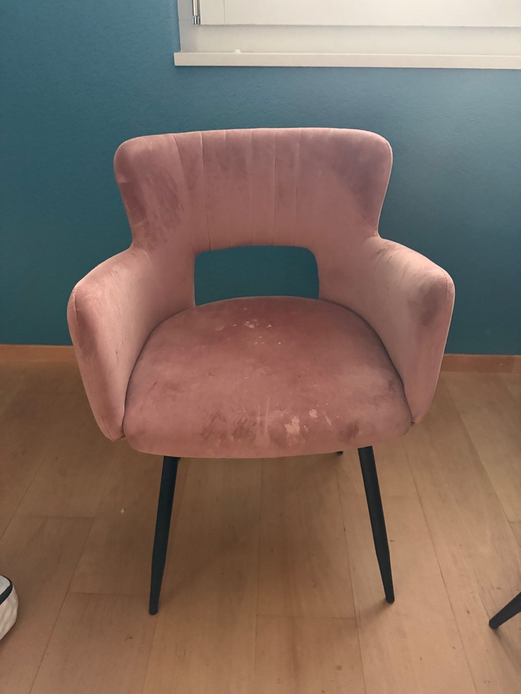 Sessel: 4 Stück Sessel rosa Samt mit Flecken neuwertig – Gebraucht aus Herrliberg von pinkapple70