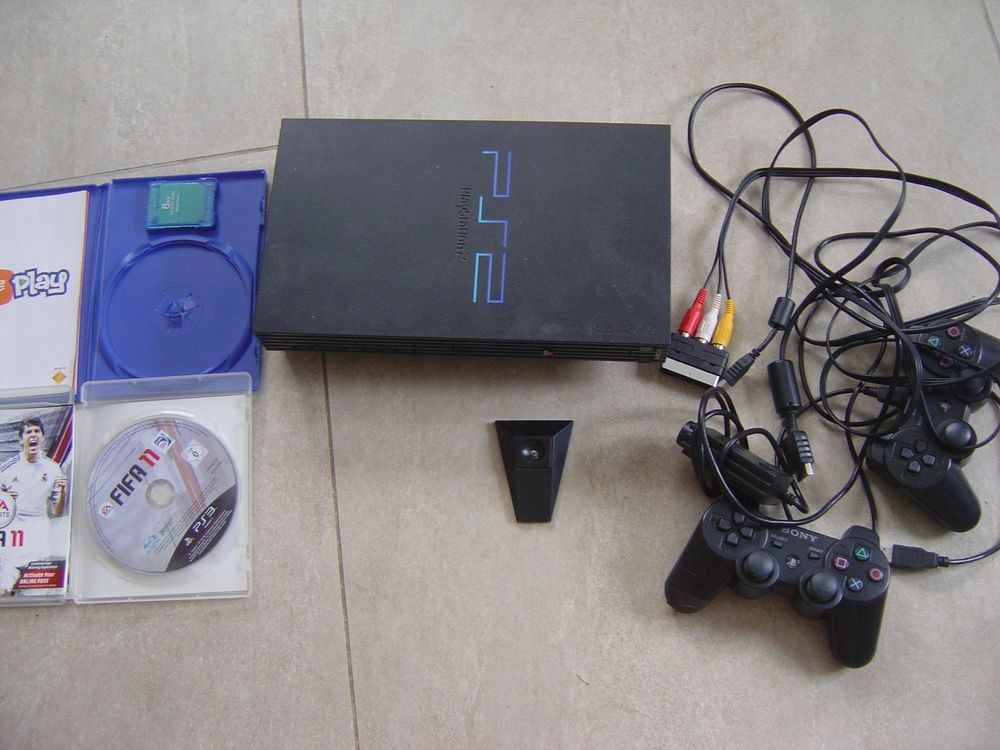 Sony PlayStation 2 (SCPH39004) Kaufen auf Ricardo